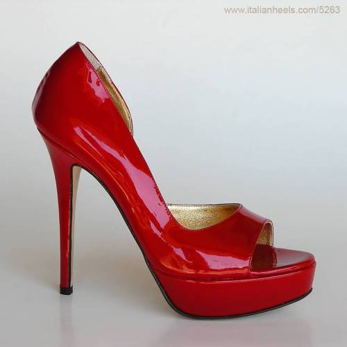 Red patent leather 6inch high heels platform opentoe shoes. 100% made in Italy. Customize www.Italia