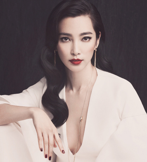 madjohn-birmingham: korra | q’orianka kilcher asami sato | li bingbing