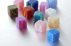 speedwag:subsolar: Super awesome opal cubes!!   i want to put these in my mouth really bad but i know theyre rocks so im getting pissed off
