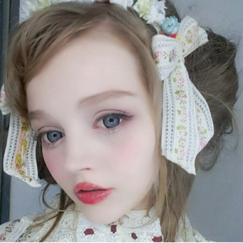 Beautiful living dolls