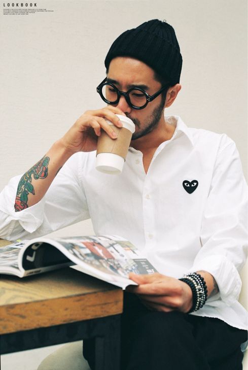 lifestylestudies: billy-george:  The classics never die. White shirts on black work so well!  @lifes