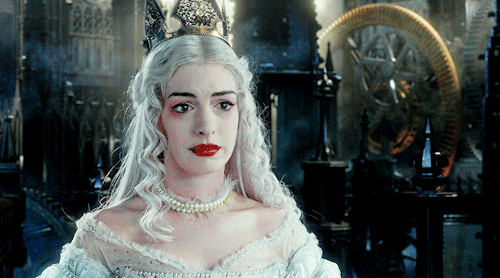 Anne Hathaway as Mirana of MarmorealALICE IN WONDERLAND FRANCHISE (2010-2016)