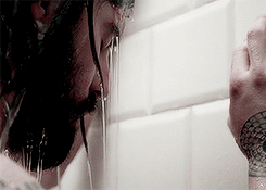 ventimigrillo:    Milo Ventimiglia as Sean Bennigan (John Doe)↳ the Whispers 1.02