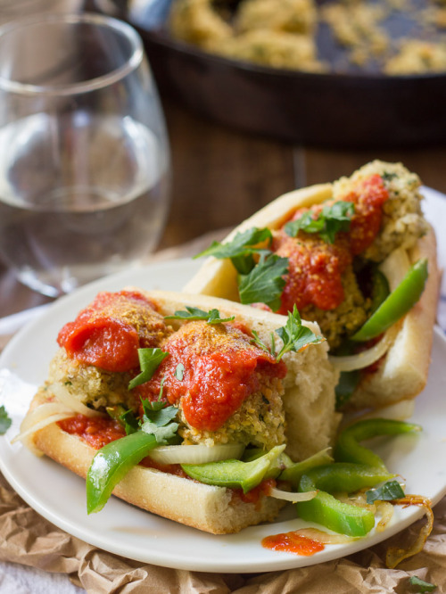 Porn foodffs: Hearty quinoa meatballs are smothered photos