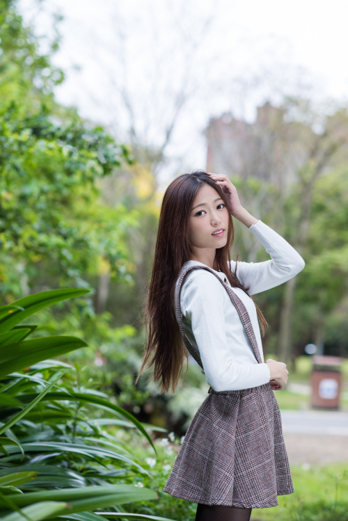 beolab5: A Fall’s Day - YIYI (筱穎兒)