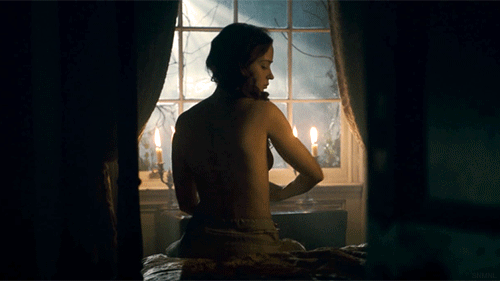 sorry-no-more-no-less:Emily Blunt in The Wolfman.