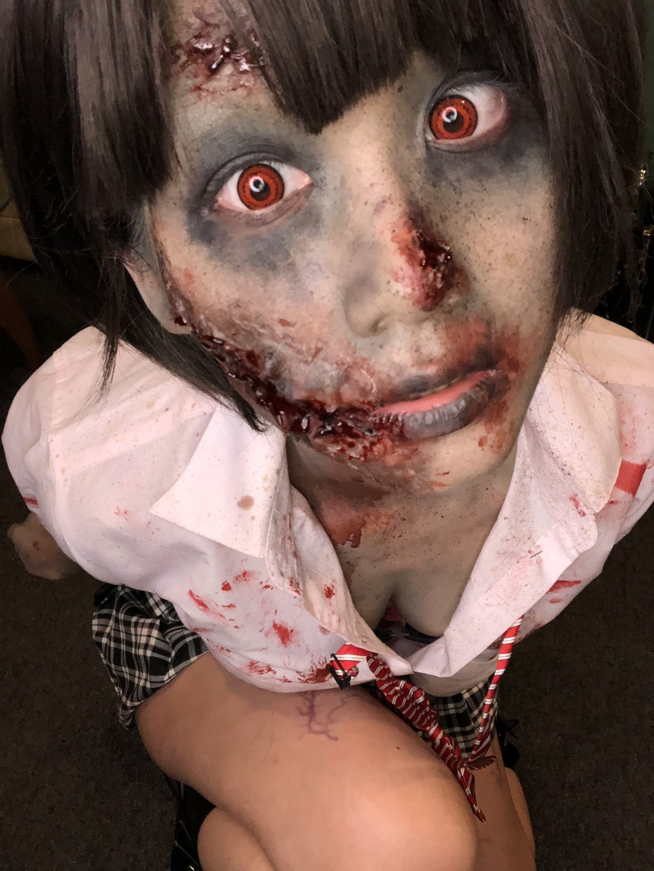 cosplayheaven:  Zombie Halloween Cosplay by Eri Kitami