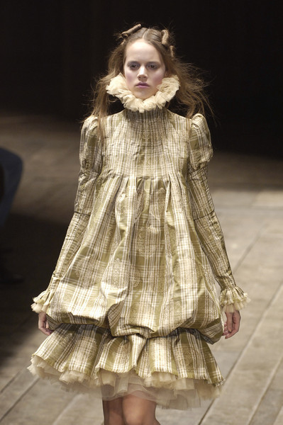 aleworldaddict: Alexander McQueen F/W 2006