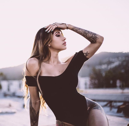sExY TattOO & sExY PiCs