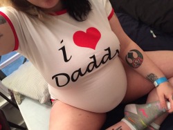 littleprincesssammie:Daddy is my everything