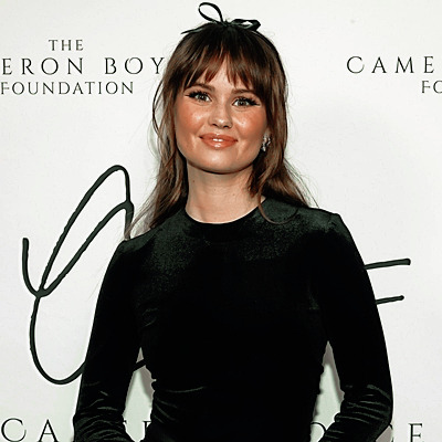 Debby Ryan
attends the 2nd Annual Cameron Boyce Foundation Gala.
— psd: siren queen by @cheatcodcs
like or reblog if 