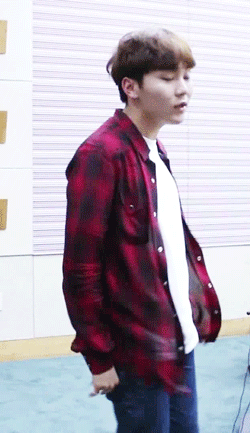 kwon-hoshl:  when someone asks who Seungkwan is, you just show them this