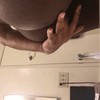 fleshofthedark:  sleezedoutt:  lookwhoigot:  Requested bait 🍰🍆😜  Sexyyyyyy