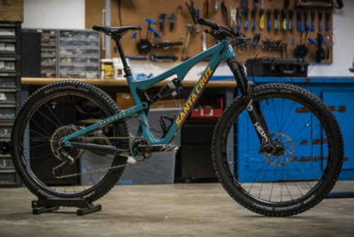 aces5050:(via Race Face is ready to rally with new carbon Next R component group - Bikerumor)