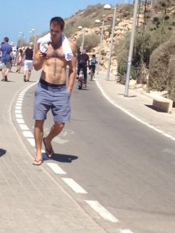 moteq1:  Hot Heeb of the Day  Carlton Beach, Tel Aviv.  View Post 
