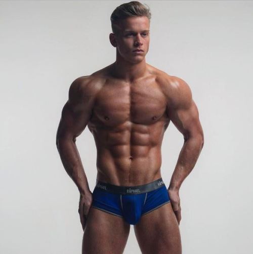 the-life-god:  Good vibes: Jono WatsonFollow Jono on his official social accountsInstagram: https://www.instagram.com/jonowatso/
