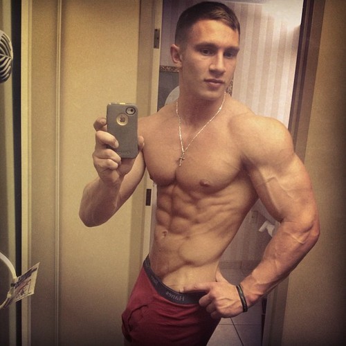 Pecs 'n' More