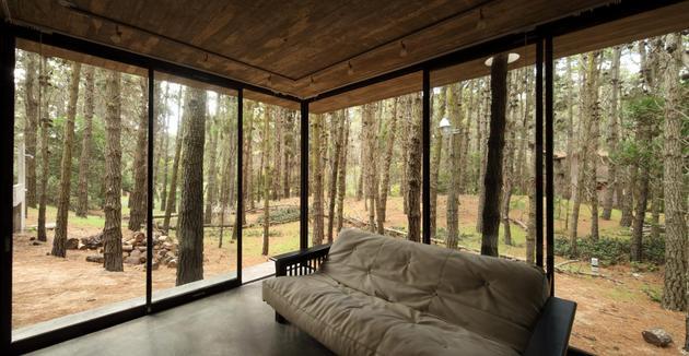 northwestgearhead:  Unconventional concrete and glass summer house in Mar Azul, Argentina.