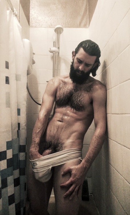 manbunofscience:  Jockstrap
