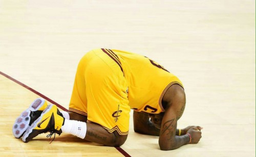 lamarworld:  Lebron James booty 