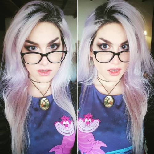 Ready to see #aliceinwonderlandthroughthelookingglass ♪♔♞♚♘