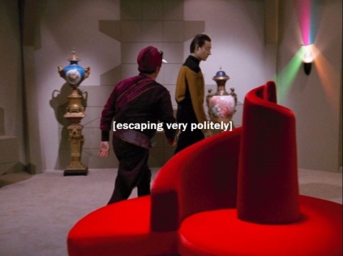 ace-aro-fandroid:He is so polite and preciousFrom Star Trek: The Next Generation, S3 E22 “The Most T
