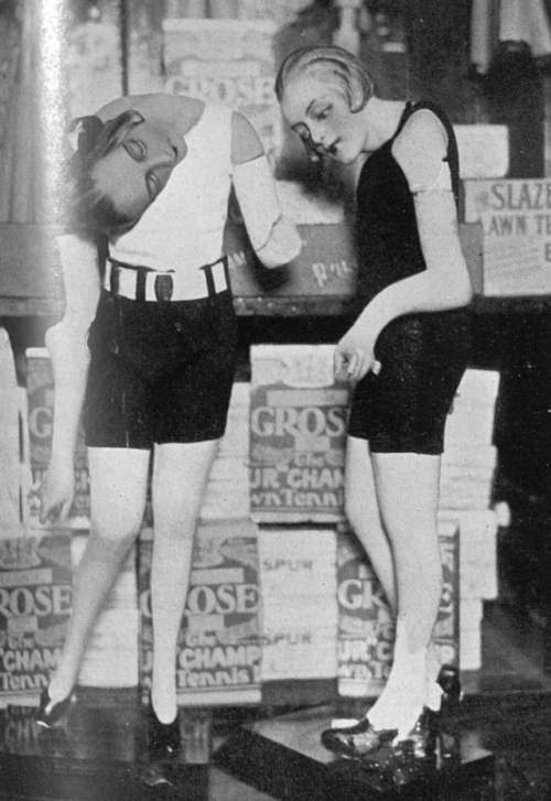 yesterdaysprint:yesterdaysprint:Two wax figures melting from a heat wave, New Bridge Street, London,