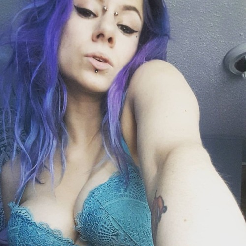 🍓🍓🍓 mygirlfund.com/HotPepper #cutegirls #canadianlady #purple #piercedgirls #colourfulhair #o0pepper0o #altmodel #gfe #mygirlfund #mygirlfundgirl #ilovemygirlfund #girlsofmygirlfund #girlswithtattoos #piercings