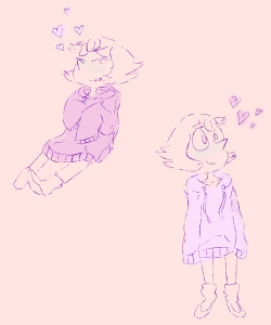 fawken:  au where everything is the same but rose gave pearl a hoodie of hers 