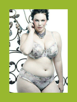 faded-oblivion:  Big Models…Georgia Pratt      