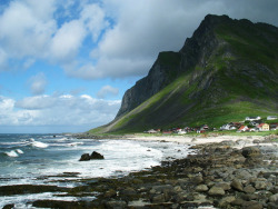 photosofnorwaycom:  Lofoten, Norway.  Via