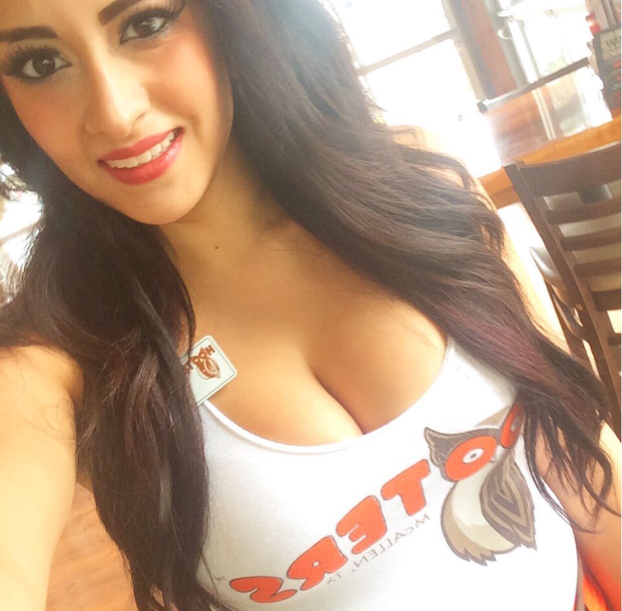 hootersmakesyouhappy:  lovely sexy hooters girl - Go follow her on Instagram @monicayvette