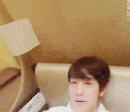 porkdo-bi:  BBH gifs 13/50: cute beansprout in his robe… 