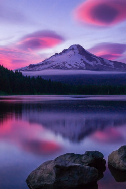 sundxwn:  Mt Hood Sunset by Christopher Fridley