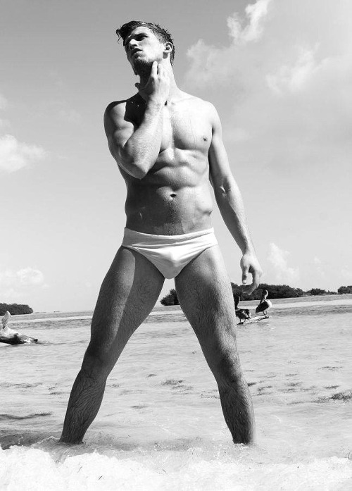 gayboy-11:  For some of the sexiest guys, and naked guys follow here: Gay Boys & Men Submit Here or Ask Me