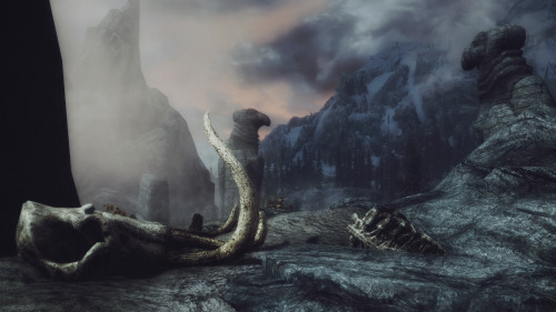 Bonestrewn Crest