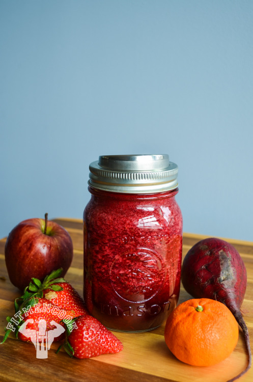 Detox Beet &amp; Fruit smoothie to cleanse the liver and &ldquo;get you on the regular&rdquo; Boom. 