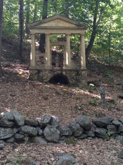 duskenpath:  duskenpath:  What a totally normal non pagan garden we have here  Tower hill gardens, Massachusetts 