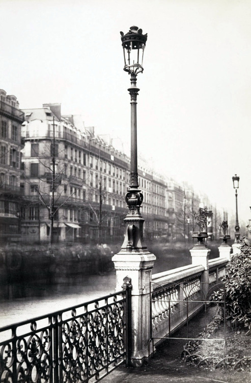 photos-de-france:Charles Marville - Paris, 1864.