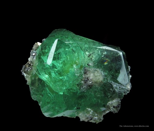 ifuckingloveminerals:  Tsavorite, Pyrite, GraphiteMerelani Hills, Lelatema Mts, Arusha Region, Tanzania