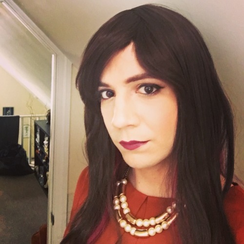 trishy:  charlottepaige87:Hope everyone has an awesome weekend!  via https://trishy.tumblr.com/, quality no-ordinary pictures :)   
