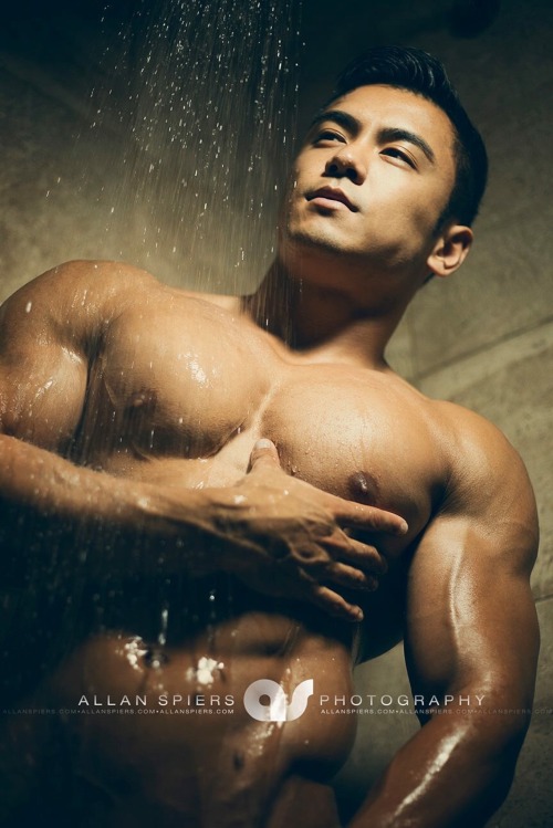 Viva!Asian hunks!