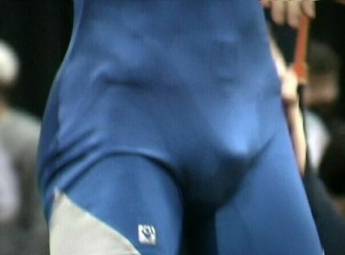 cheezwiz902:  you can see where the straps are sewn onto his jock waistband 