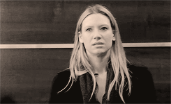 a-torv:  Positive Lady Characters Meme: Olivia Dunham + colors abound 