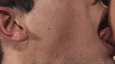 dilf-poland:  plaing dads nipple