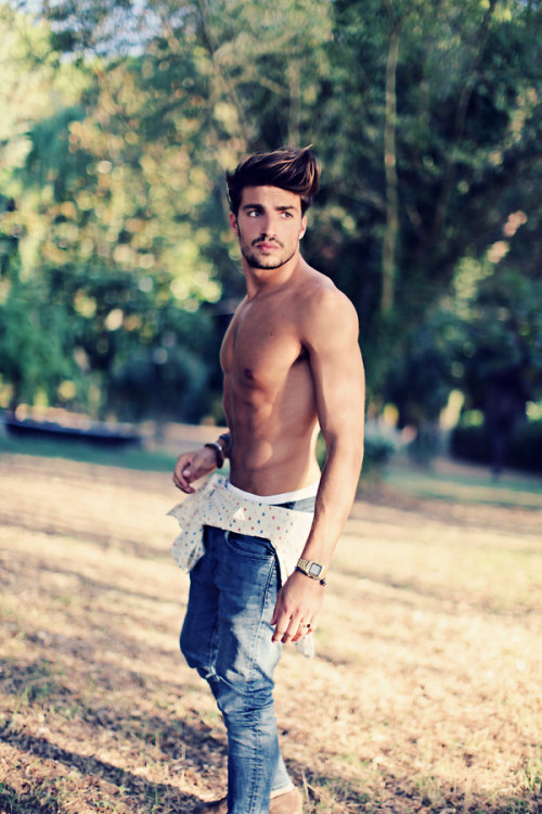 simplyhomosexual:  So Homo