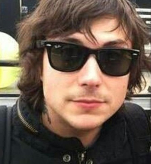 Pictures Of Frank That Make Me Forget He Sold A Singular Glove