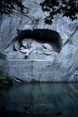 weslandmelody:  Lion Monument, a sculpture in Lucerne, Switzerland, designed by Bertel Thorvaldsen and hewn in 1820–21 by Lukas Ahorn. It commemorates the Swiss Guards who were massacred in 1792 during the French Revolution, when revolutionaries stormed