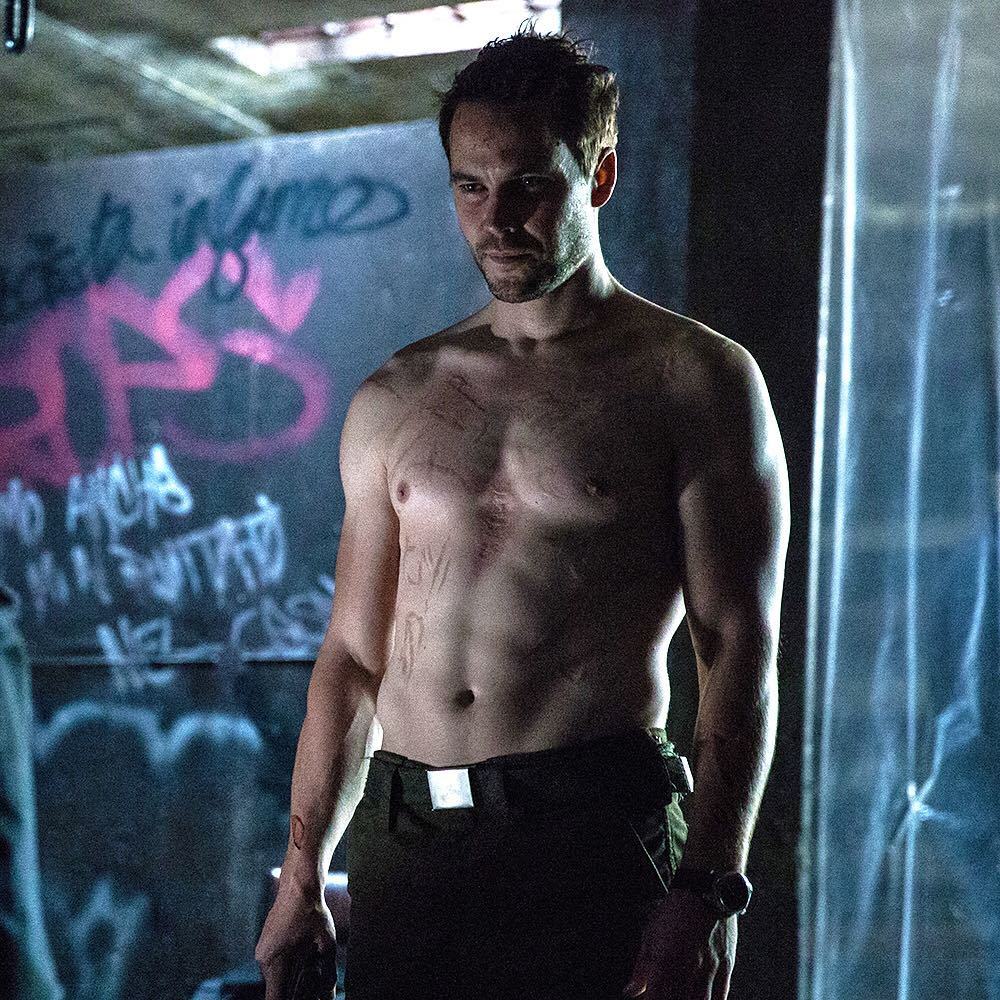 Taylor Kitsch Lone Survivor Body