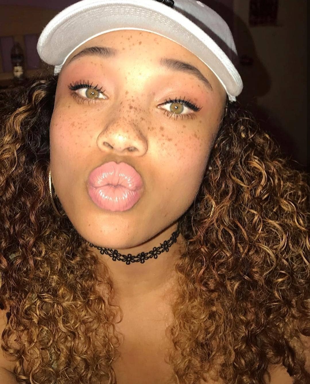 kingjazziedad:  Curvy. RedBone. BigBooty. DeliciouslySexy Ma. Ms Lorraine_SD ❤️❤️❤️